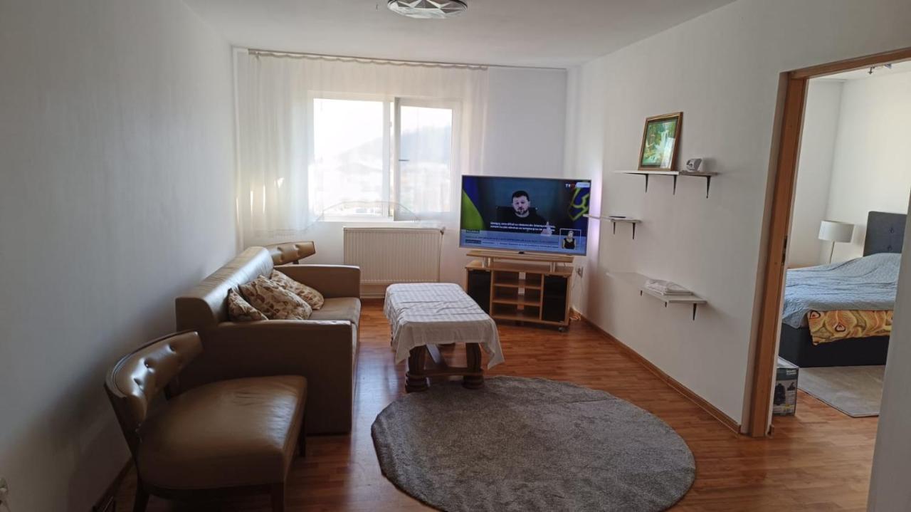 גורה הומורולווי Apartament Marly Cathedral מראה חיצוני תמונה
